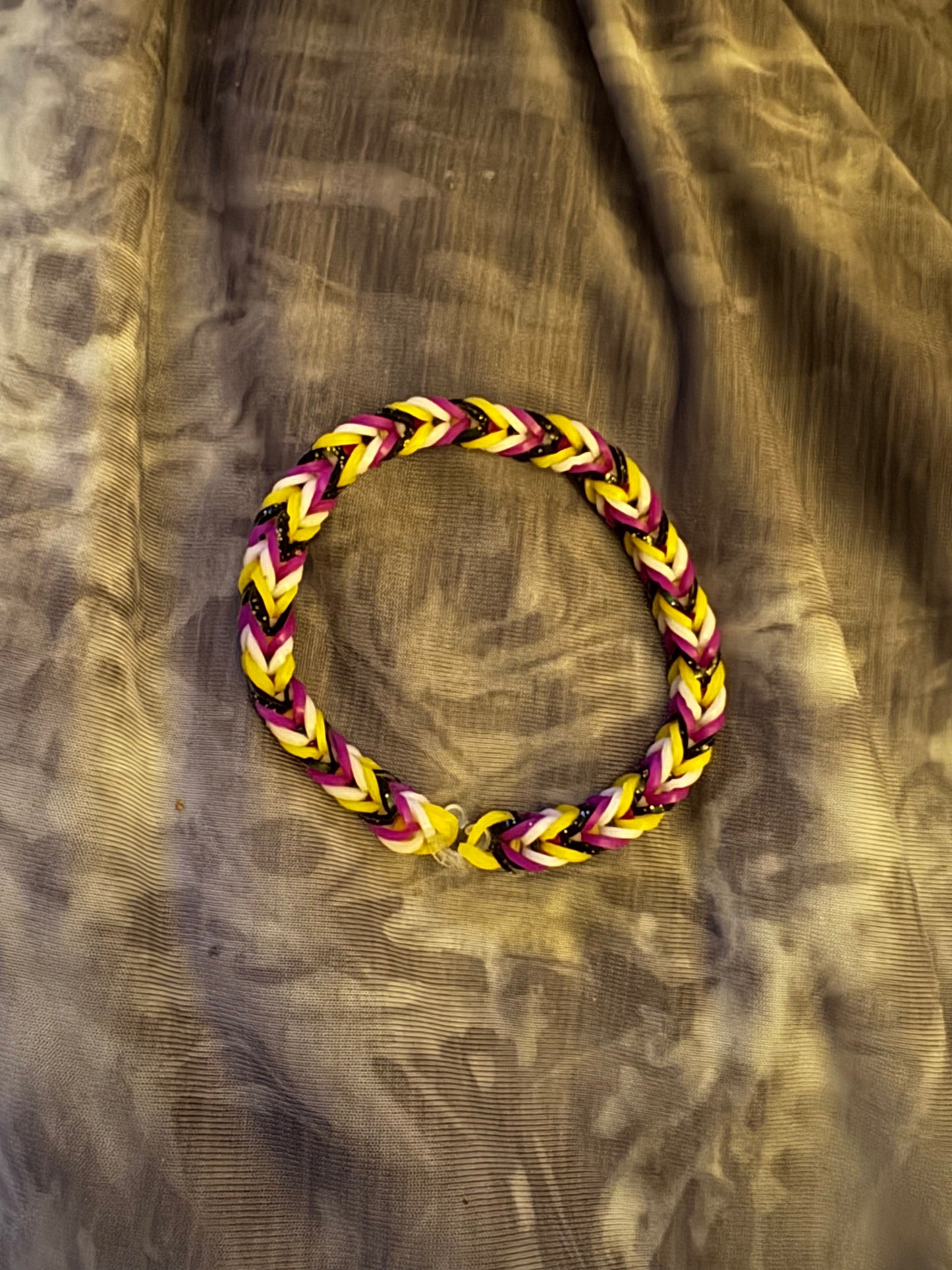 Non-Binary Fishtail Bracelet